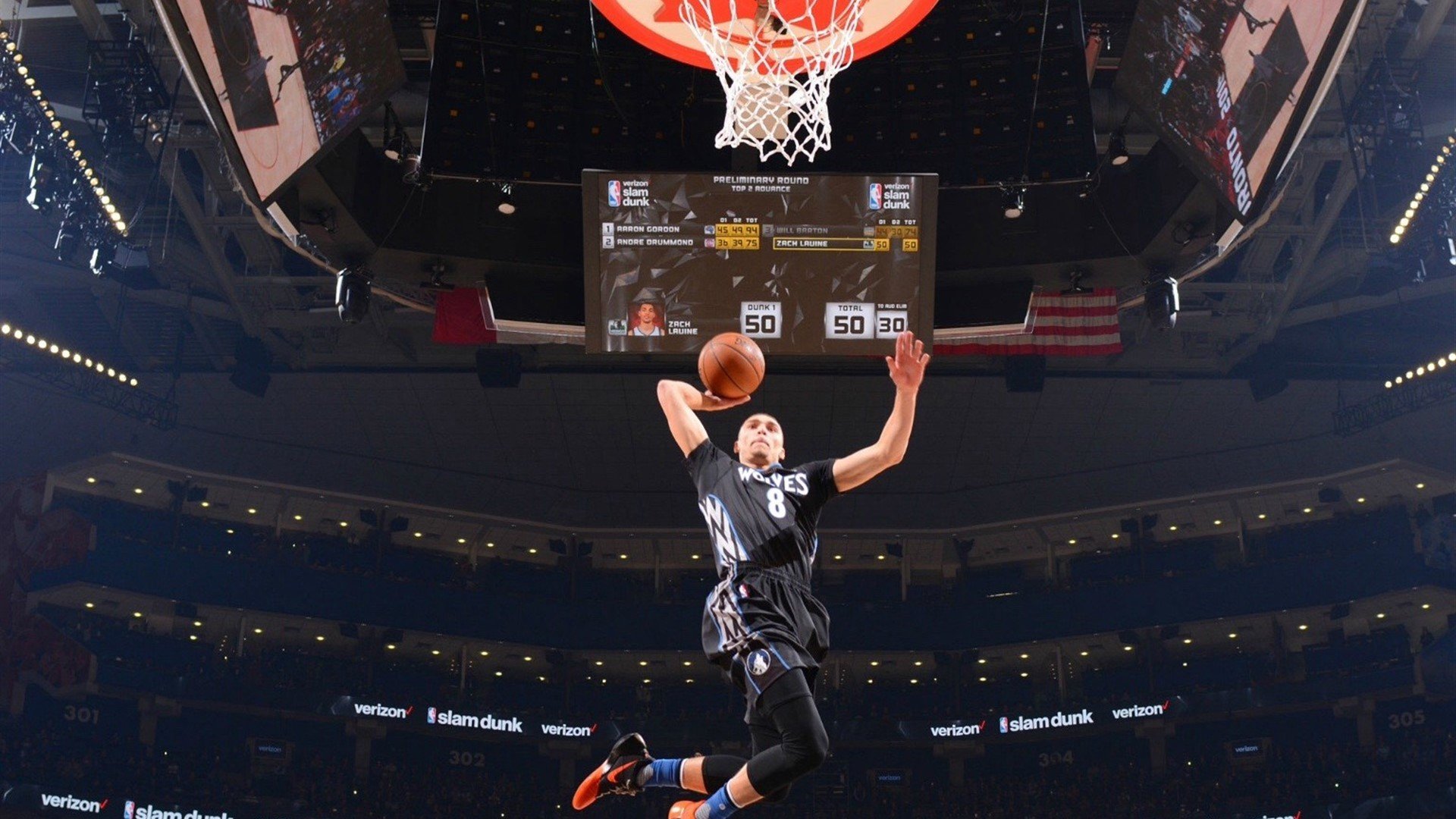 恩佐稳舵前行,墨西哥球迷焦灼凝望硬仗